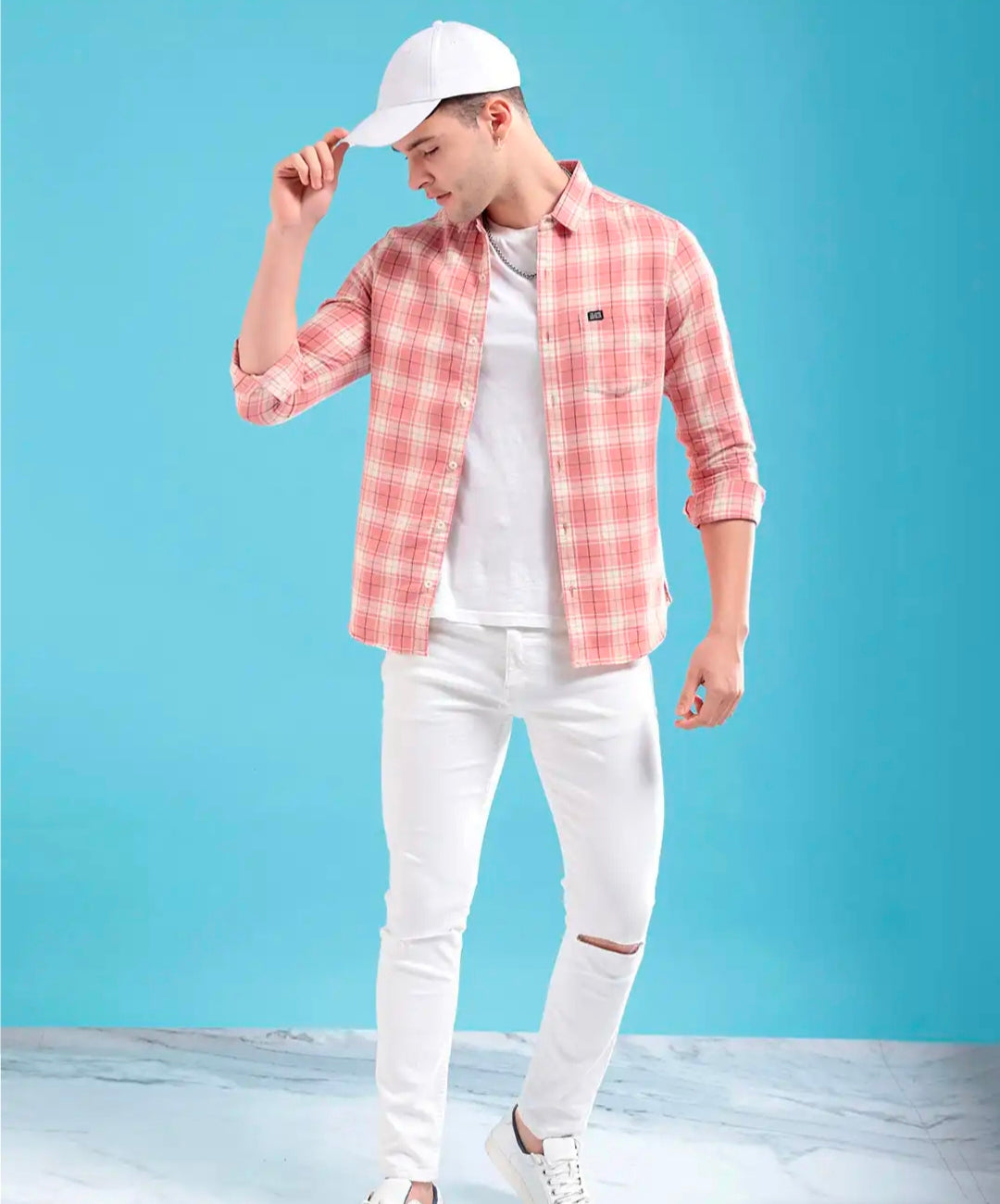 Men Coral Pink & Off-White Cotton Smart Fit Checked Casual Shirt